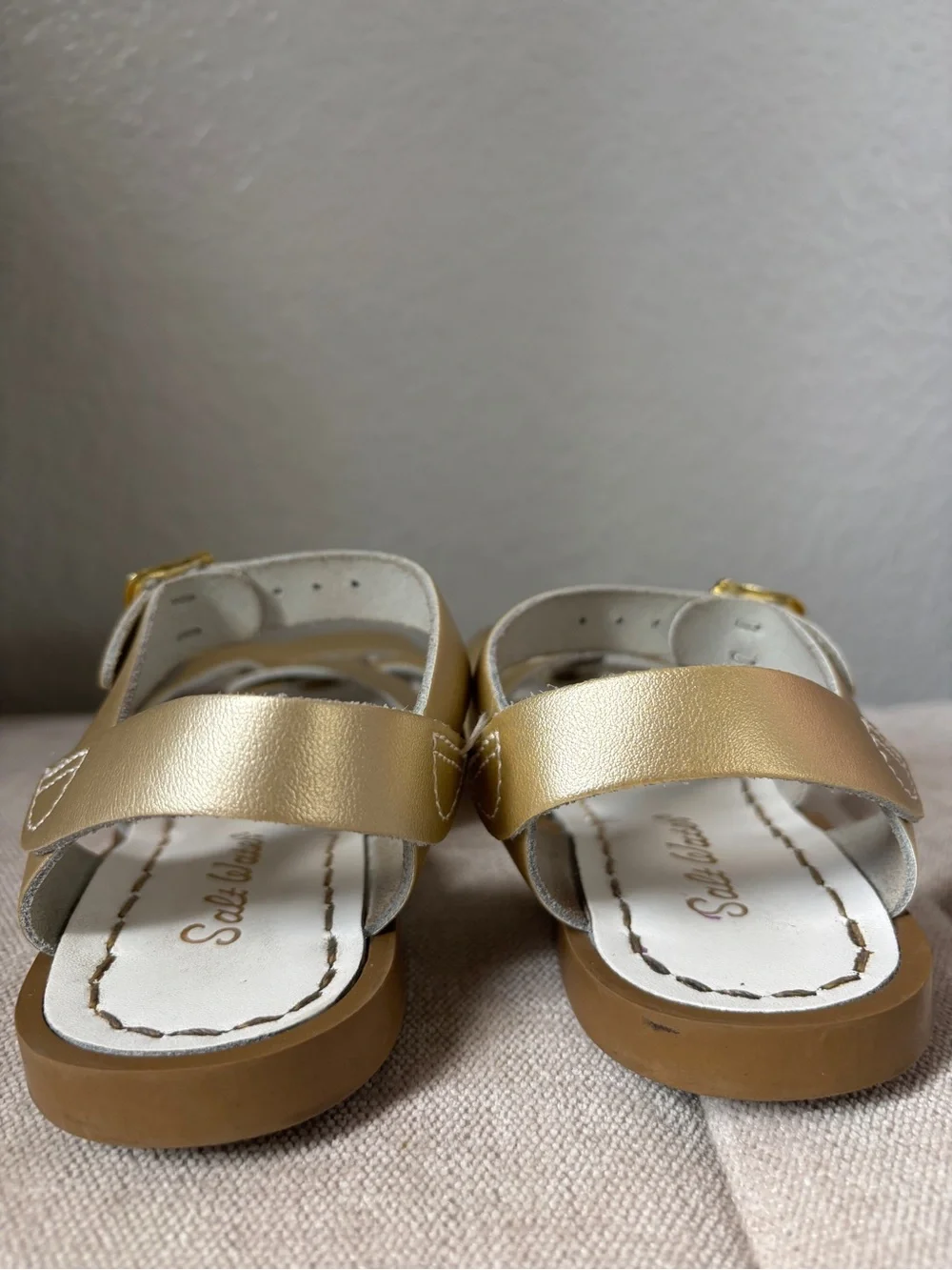 Saltwater Gold Buckle Leather Sandals Girls Size 12
